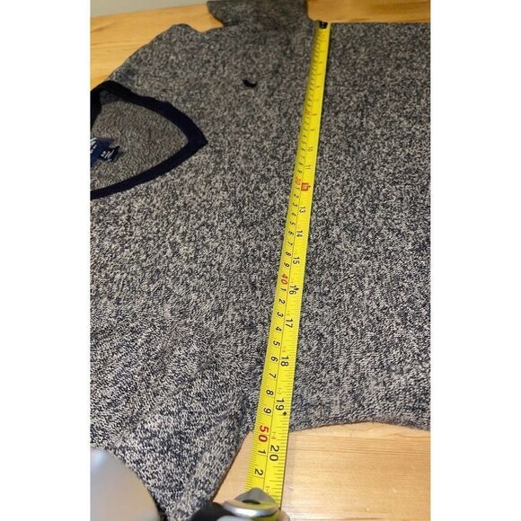 American Eagle Men’s Embroidery Logo Marled Knit V-Neck Sweater size Small - Picture 4 of 9